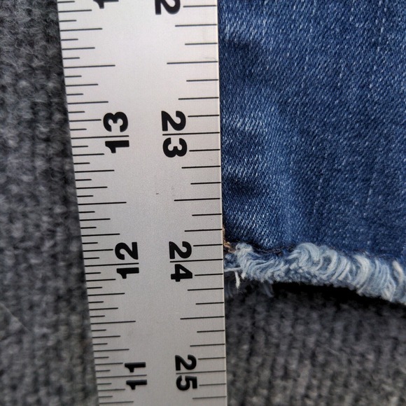 Time And Tru Women's Mid-Rise Cropped Jeans Blue Plus 16 Medium Wash Frayed - Picture 10 of 10